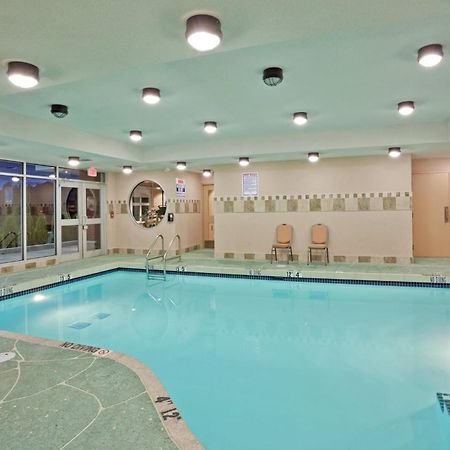 Holiday Inn Hotel & Suites Surrey East - Cloverdale By Ihg Exteriör bild