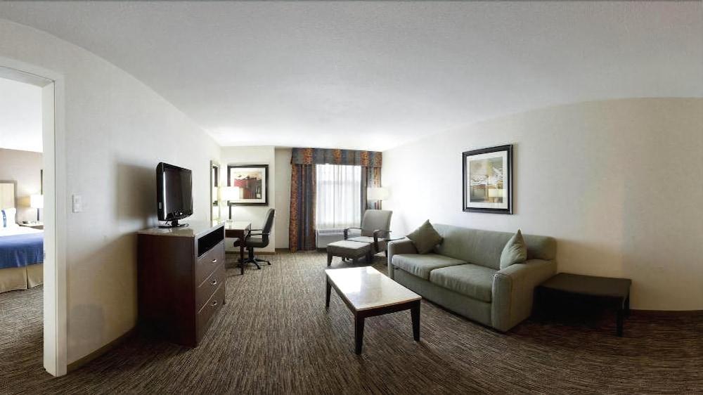 Holiday Inn Hotel & Suites Surrey East - Cloverdale By Ihg Exteriör bild