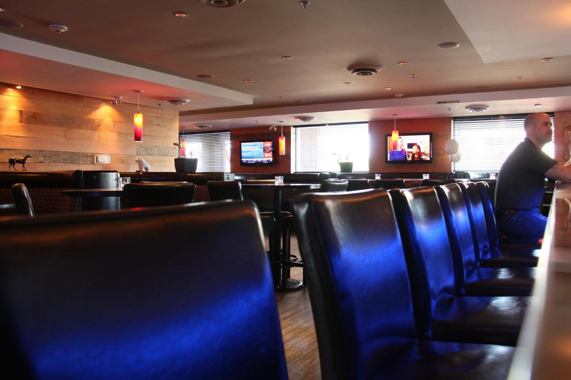 Holiday Inn Hotel & Suites Surrey East - Cloverdale By Ihg Exteriör bild