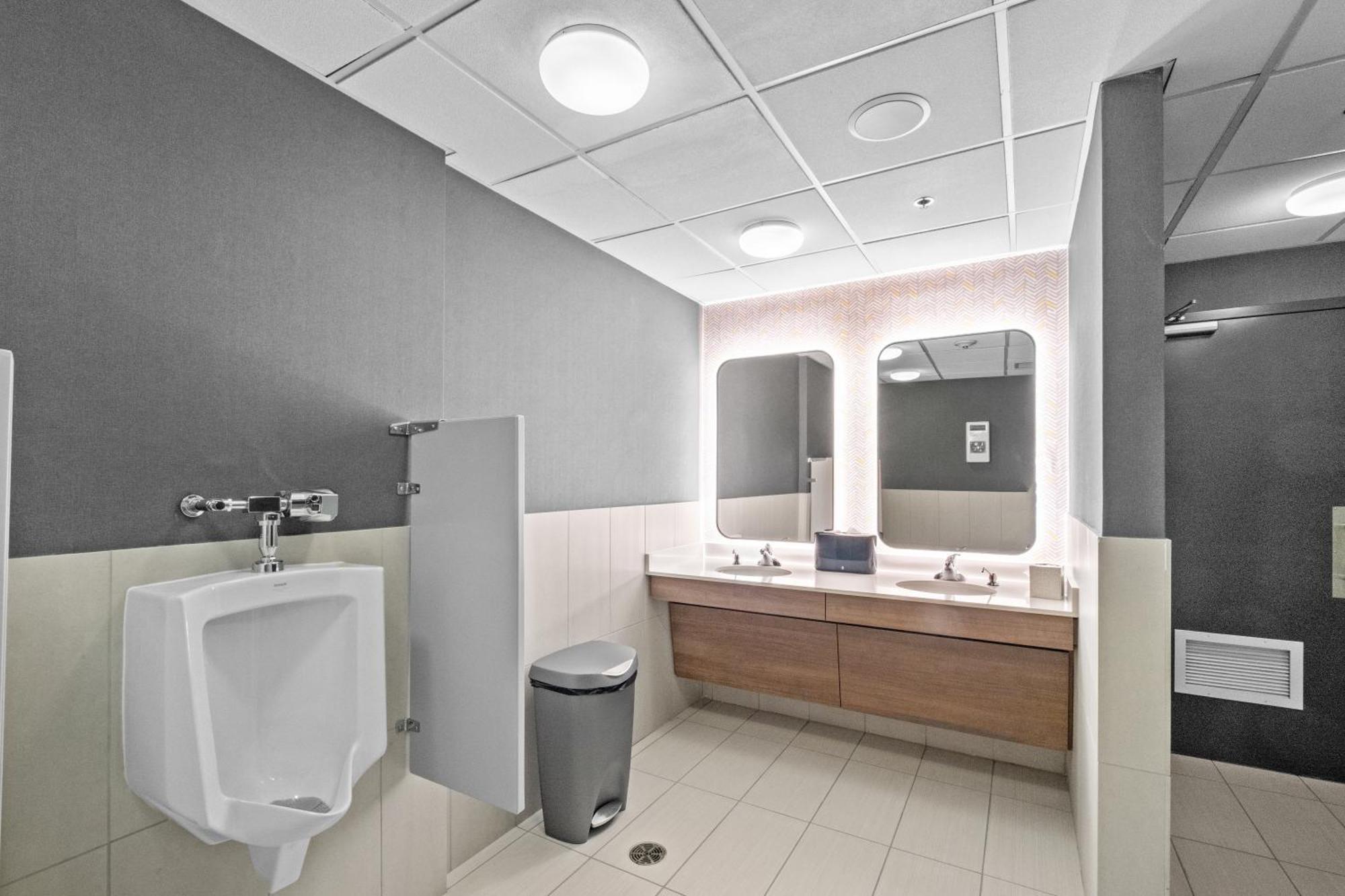 Holiday Inn Hotel & Suites Surrey East - Cloverdale By Ihg Exteriör bild